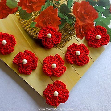4 Petals Crochet Flower Pattern Applique For Christmas Valentine