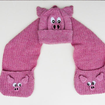 Pig Hamlet - toys, rucksack, hat, scarf, mittens & socks