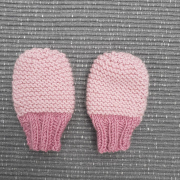 Super Easy Baby Mittens