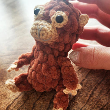 Punch monkey keychain
