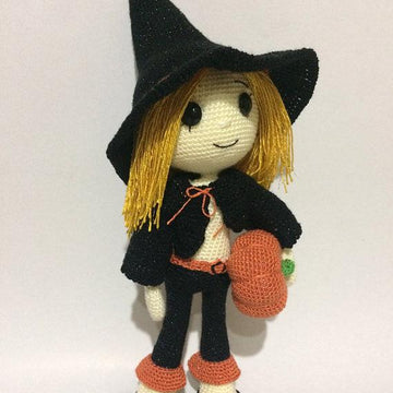 Cute Witch Wendy Amigurumi