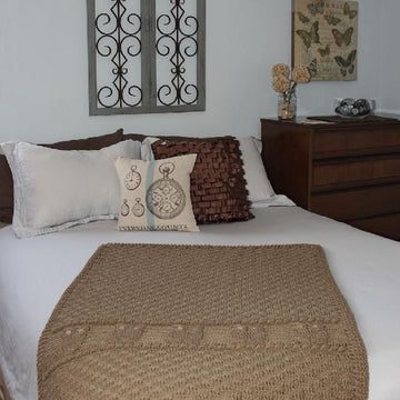 Night Owl Decorative Throw