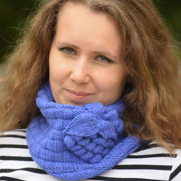 Grapevine Cowl Knitting Pattern