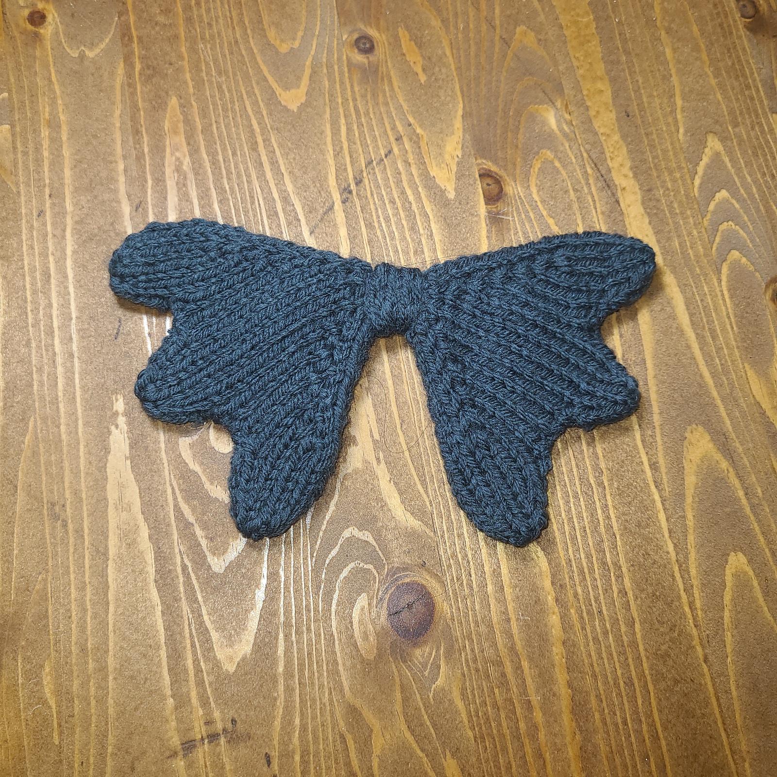 Folklore: Nightshade Cape, Cowl and Wings
