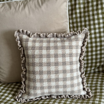 Gingham crochet cushions