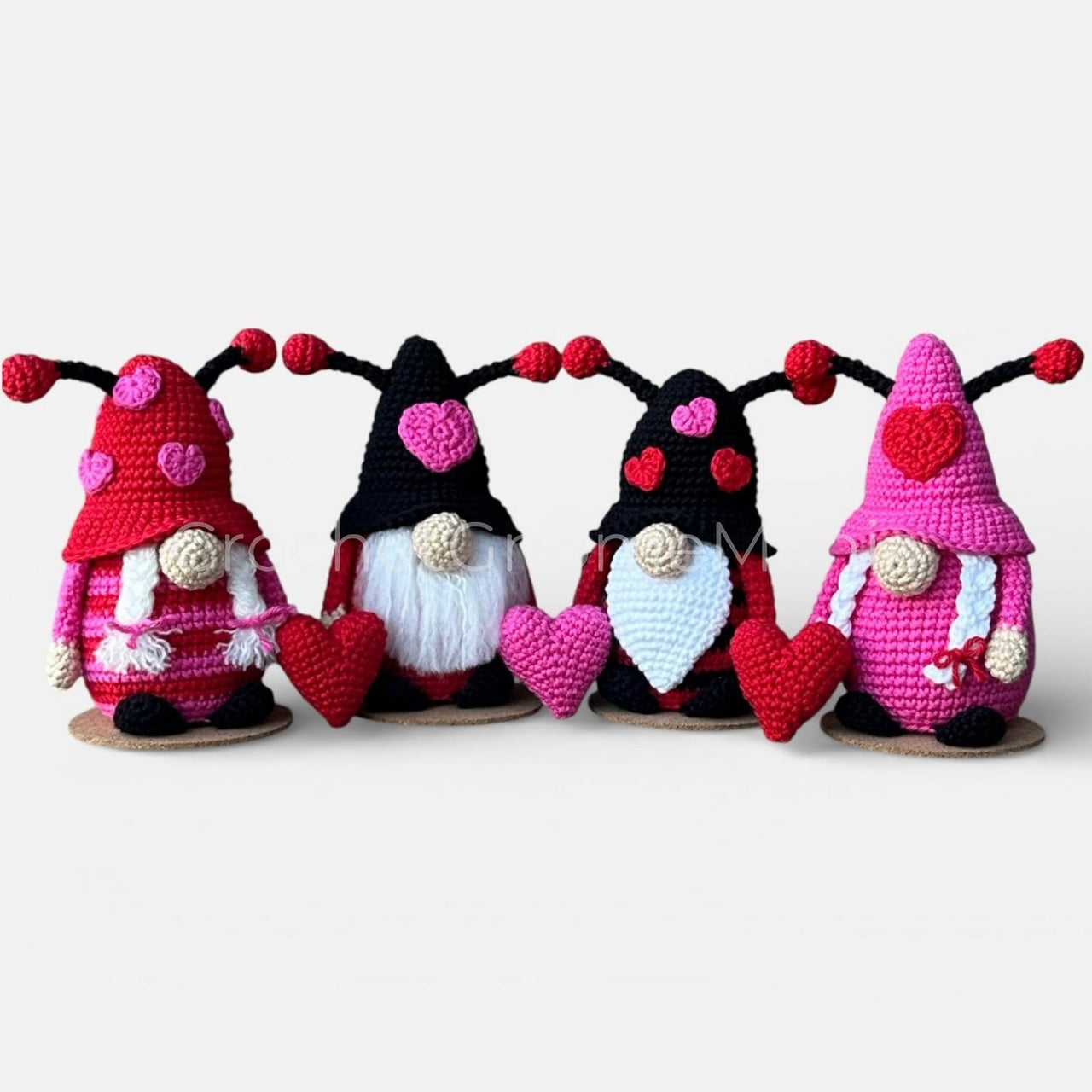 Love Bug Valentine Gnomes