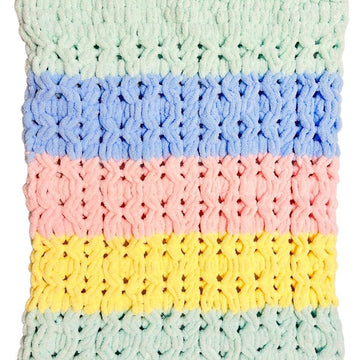 Fluffy Honeycomb Blanket Pattern