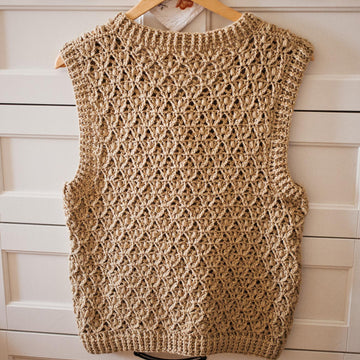 Dori Vest