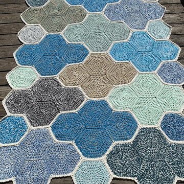 Hexaround Quartets