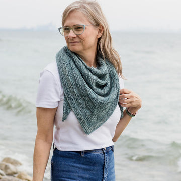 Textured Pyramids Shawl