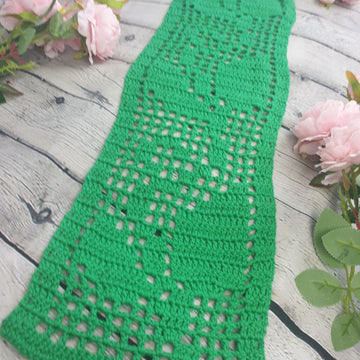 Autumn leaf table runner