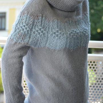 Xeada Sweater