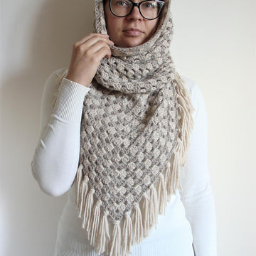 Triangular Cowl