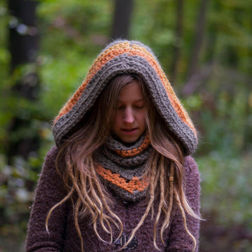 Gefion hooded cowl