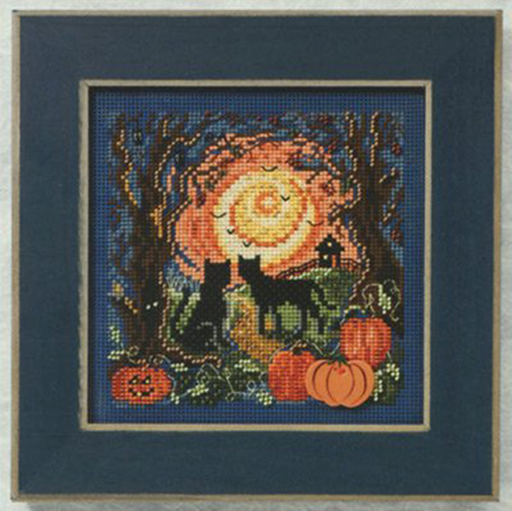 Mill Hill Moonlit Kitties Cross Stitch Kit - 12.5cm x 12.5cm
