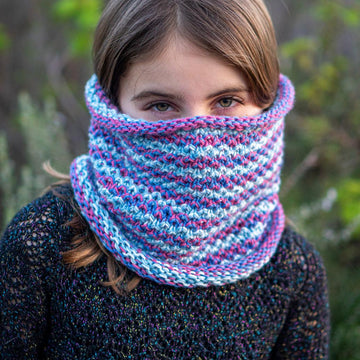 Soft & Springy Children’s Cowl