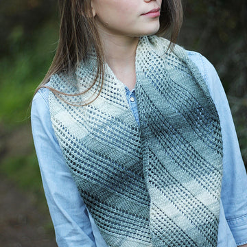 Spirit infinity scarf