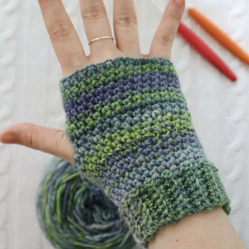Luna’s Crown & Fingerless Gloves
