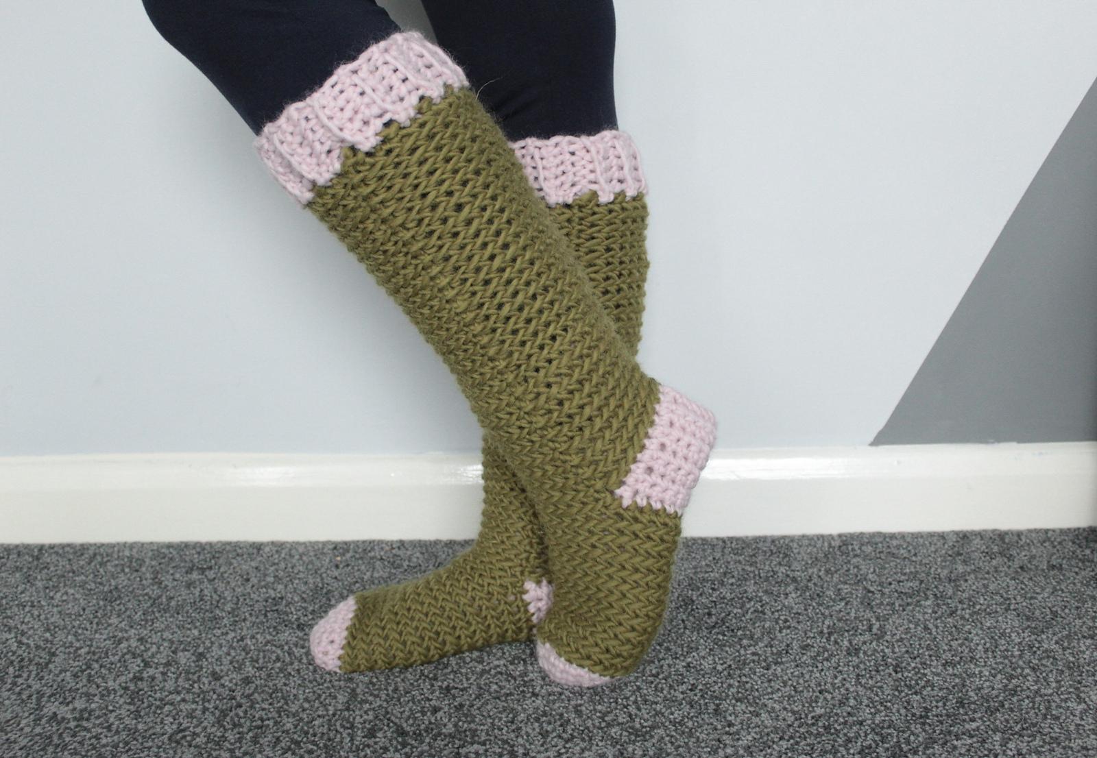 The Lake Cabin Socks