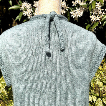 Slouchy Neck-Knot Gilet