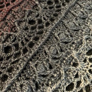 Triangular Scarf "Chalastre"