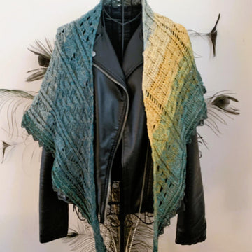 Triangular Scarf "Xanthis"