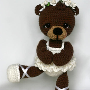 Bonbon, the Ballerina Bear Amigurumi