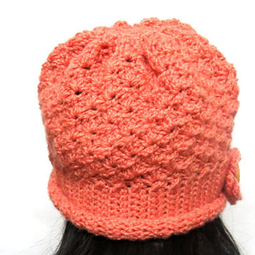 Shell hat with flower