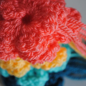 Little flowers in three sizes