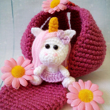 227 Little Unicorn with a Flower House