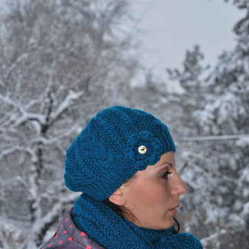 Emerald Hug Hat