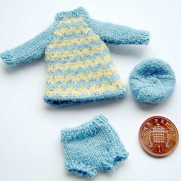 1:12th scale Girls winter dress set c. 1969