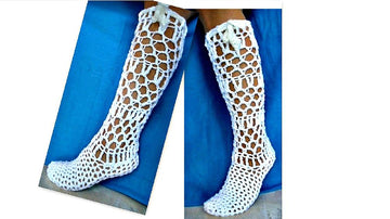 945 - LACY STOCKINGS