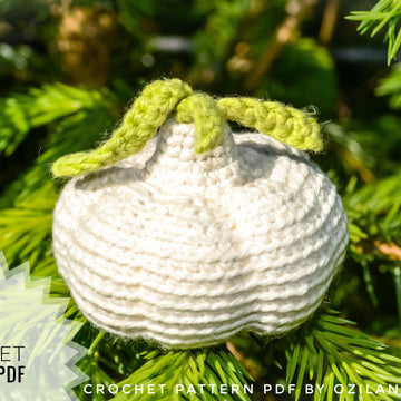 Amigurumi garlic