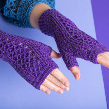 Happy hands crochet mittens