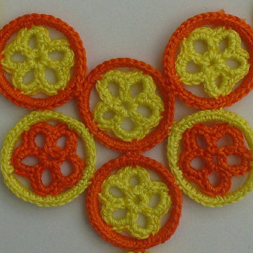 Round Flower Motifs Crochet Necklace
