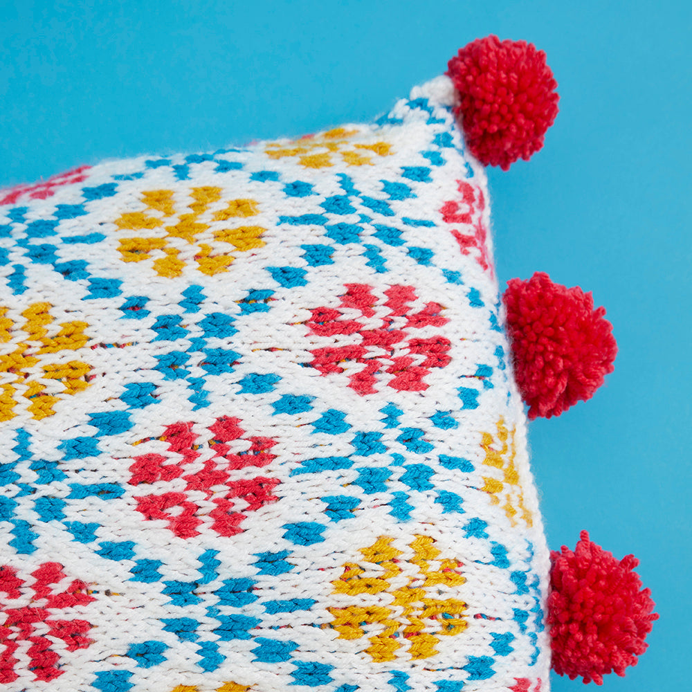 "Fizzy Flower Cushion" - Free Cushion Knitting Pattern For Home in Paintbox Yarns Simply Chunky by Paintbox Yarns