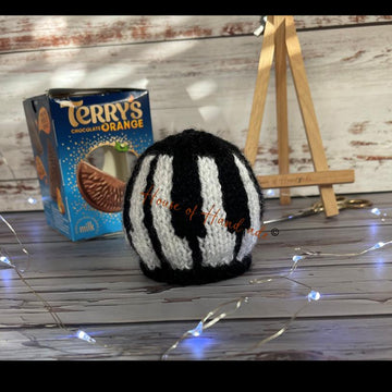 Piano Keyboard Chocolate Orange Cover Knitting Pattern
