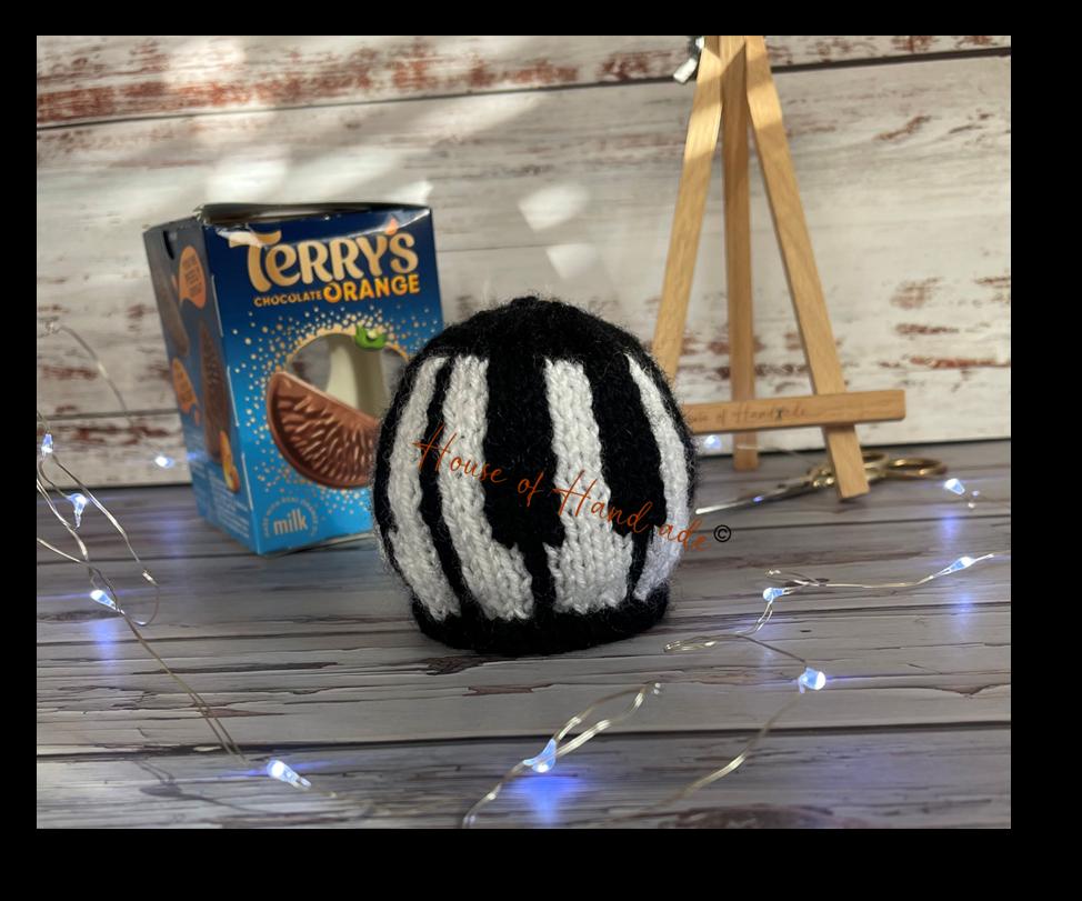 Piano Keyboard Chocolate Orange Cover Knitting Pattern