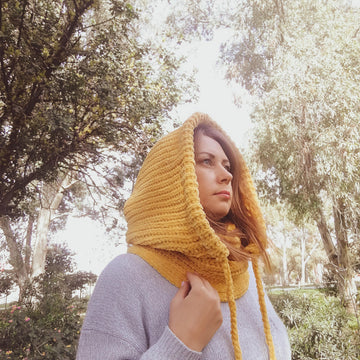 Crochet hood "Fluffy"