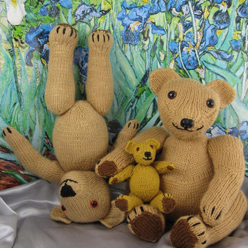 Classic Vintage Style Teddy Bear Family