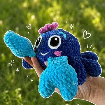 Blue Blossom Crab Amigurumi, Crochet Pattern
