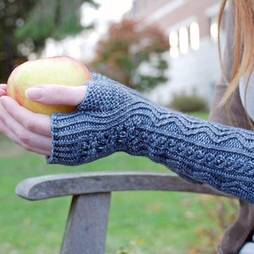Akiko Mitts