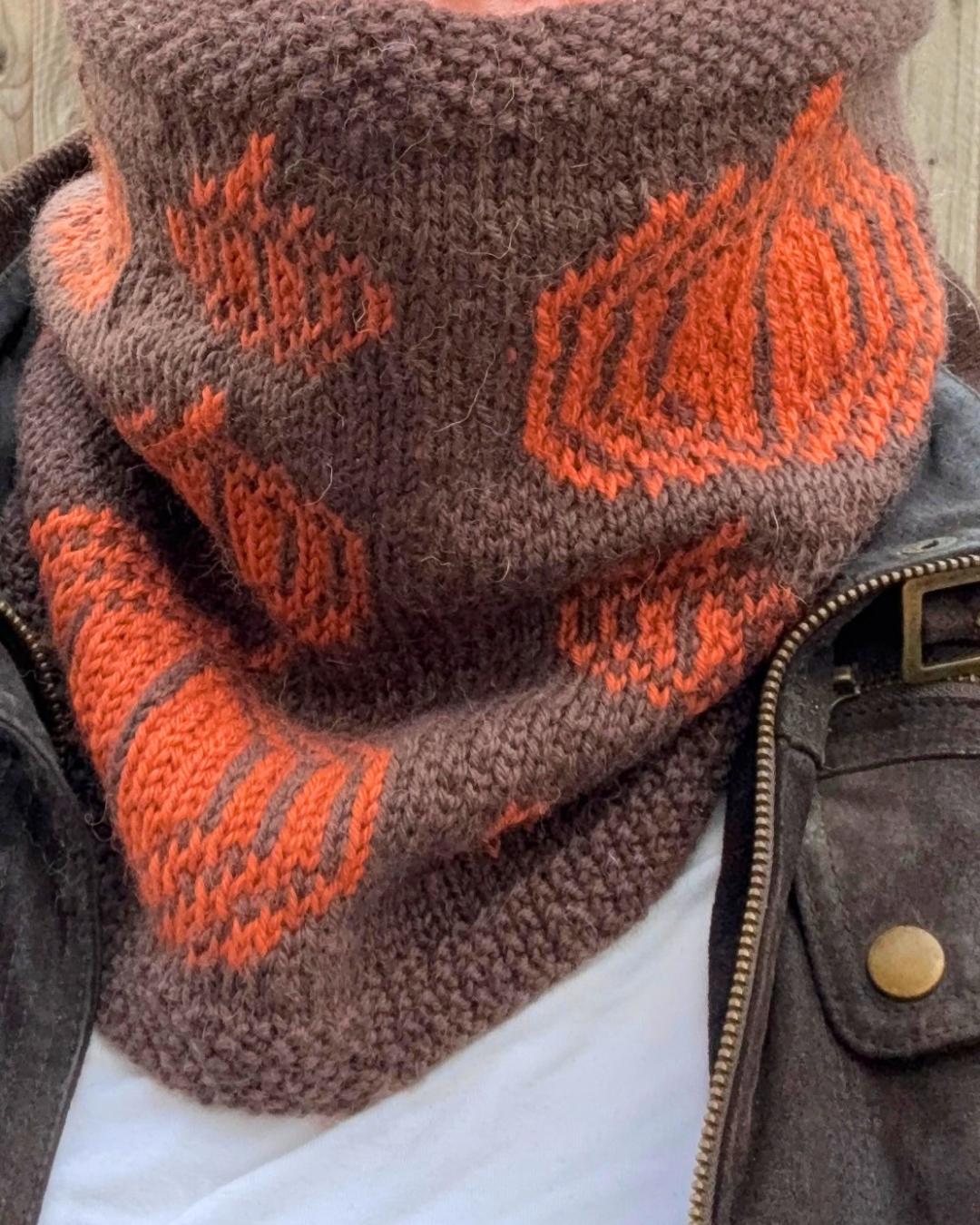 Pumpkin Patch cowl