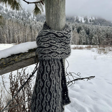 Climbing Vines Brioche Scarf
