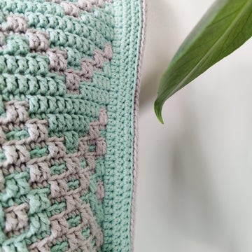 Dainty Diamond Pillow