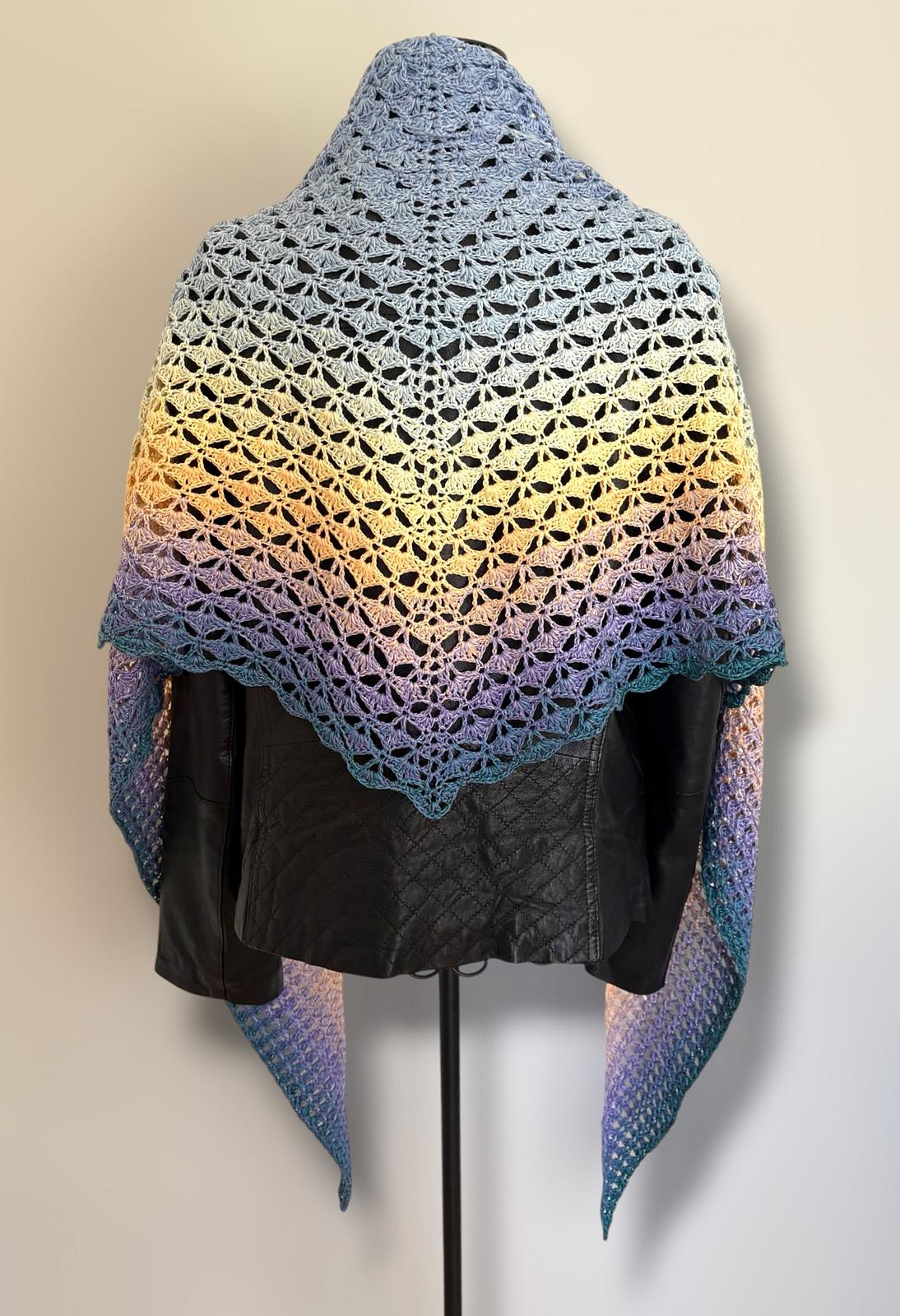 Triangular Scarf "Erato"