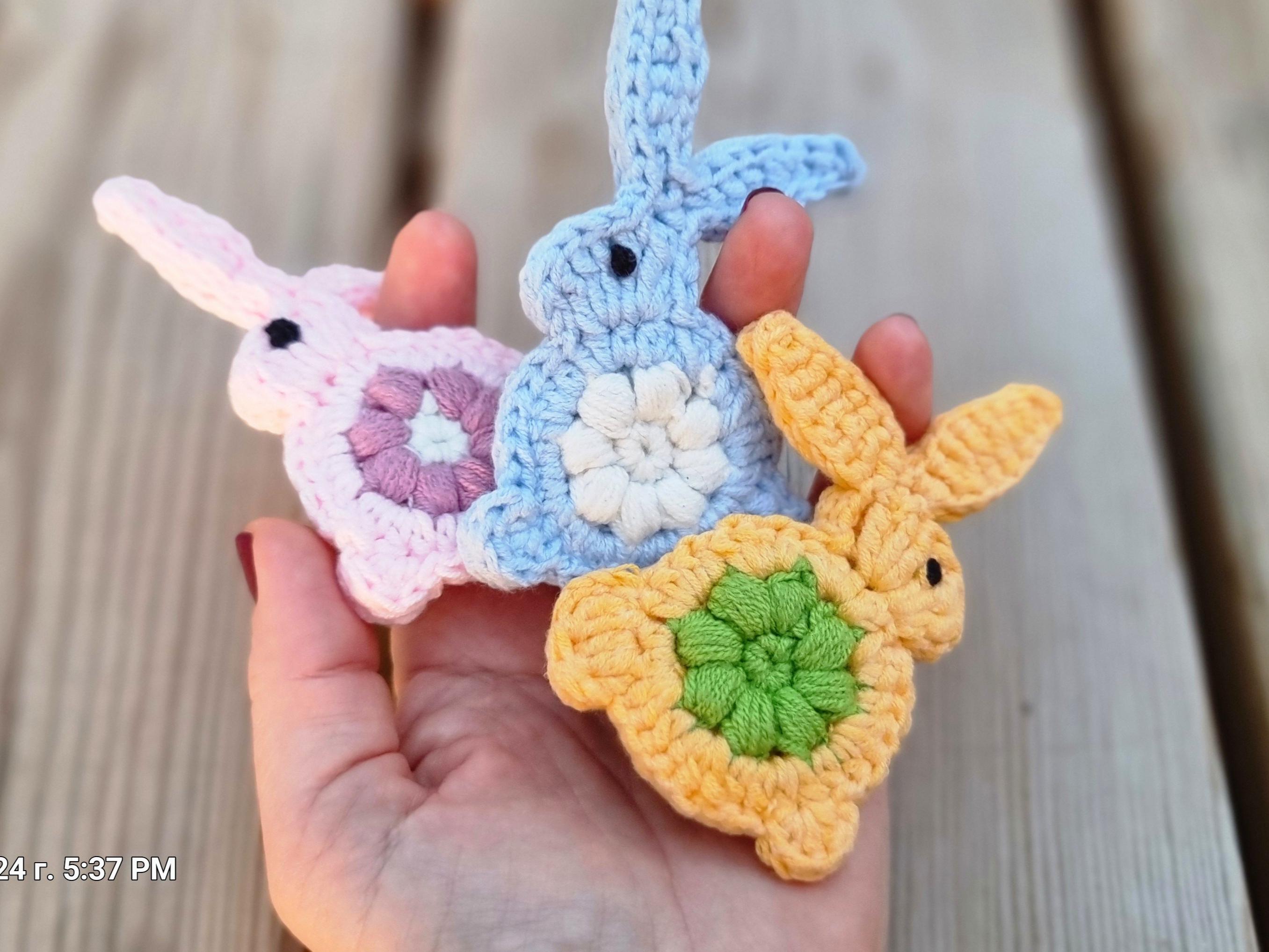 Rabbit keychain pendant bag charm crochet pattern P24