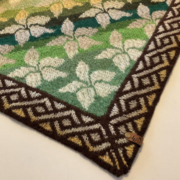 Poinsettia Shawl