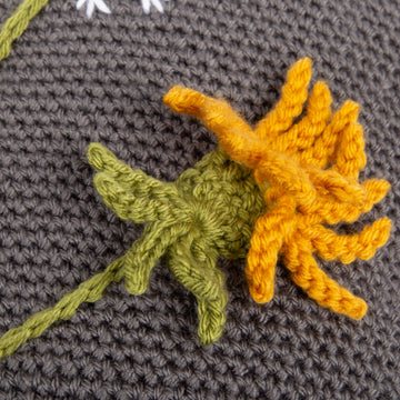 Dandelion cushion